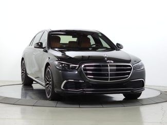 Used 2022 Mercedes-Benz S 580 4MATIC Sedan video 1