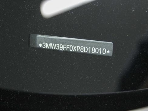 Certified 2023 BMW 330e 330e w/ M Sport Package image 29