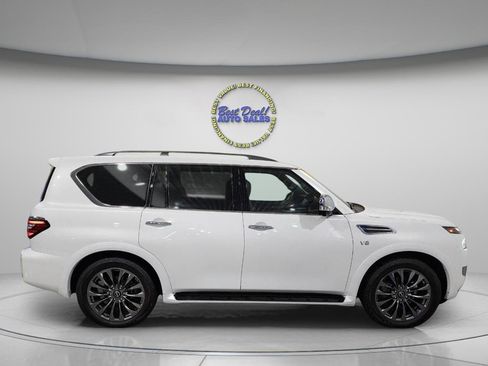 Used 2021 Nissan Armada Platinum w/ Captain's Chairs Package AWD/4WD image 7
