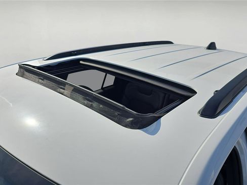 Used 2023 Jeep Grand Cherokee Altitude image 30