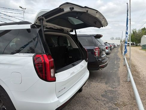Used 2025 Ford Expedition Active RWD image 43