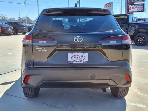 Certified 2026 Toyota Corolla Cross L image 7