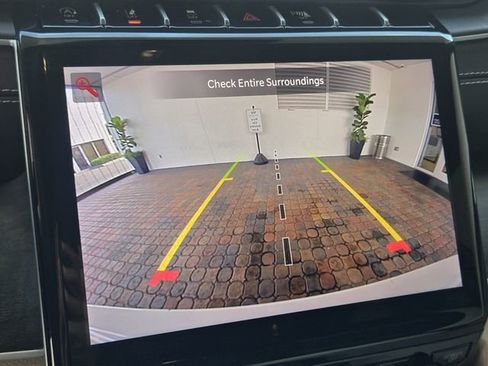 Used 2024 Jeep Grand Cherokee Limited AWD/4WD image 25