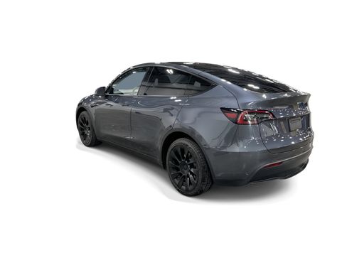 Certified 2023 Tesla Model Y Long Range AWD/4WD image 4