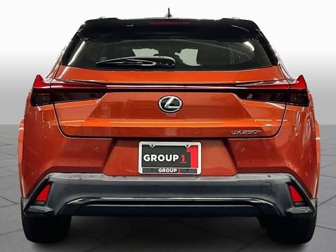 Used 2023 Lexus UX 250h F Sport w/ Accessory Package (Z2) image 4