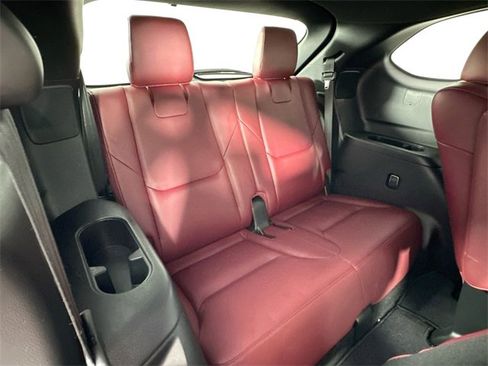 Used 2023 MAZDA CX-9 Carbon Edition image 29