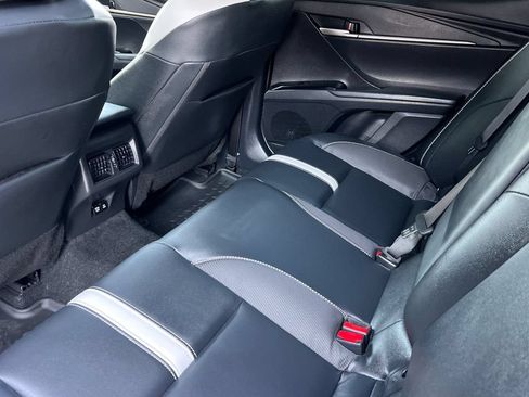 Certified 2025 Toyota Camry SE FWD image 15