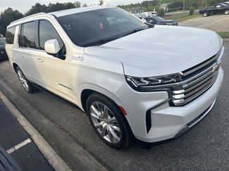 Used 2024 Chevrolet Suburban High Country w/ Advanced Technology Package video 2