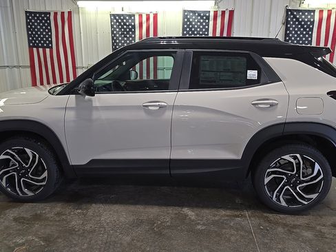 New 2026 Chevrolet TrailBlazer RS w/ Convenience Package image 3