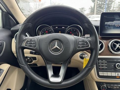 Used 2018 Mercedes-Benz GLA 250 GLA 250 image 18