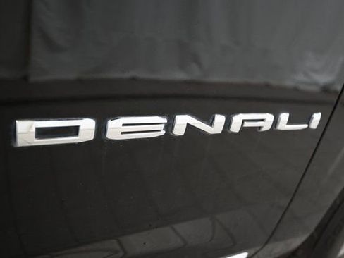 Used 2021 GMC Yukon XL Denali AWD/4WD image 19