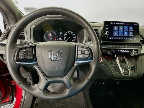 Used 2025 Honda Odyssey Sport-L image 11