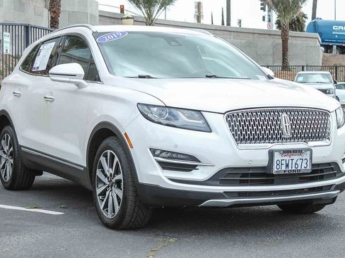 Used 2019 Lincoln MKC Reserve w/ MKC Technology Package FWD image 3