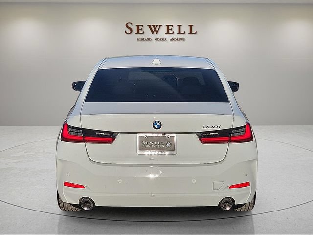 Certified 2026 BMW 330i Sedan RWD image 4
