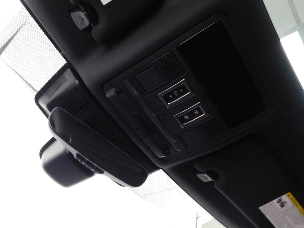 Used 2023 Jaguar F-PACE S AWD/4WD image 53