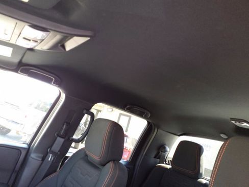 Used 2024 Nissan Frontier PRO-4X w/ Off-Road Protection Package image 10