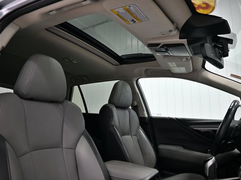 Used 2023 Subaru Outback Limited AWD/4WD image 32