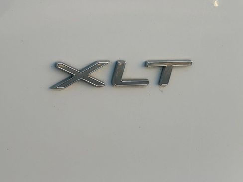 Certified 2024 Ford Transit 350 XLT RWD image 21