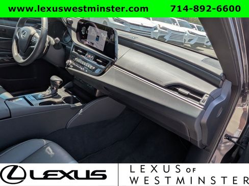 Certified 2024 Lexus ES 350 w/ Premium Package FWD image 6