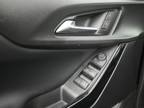 Used 2025 Chevrolet Equinox LT w/ Safety and Technology Package image 24