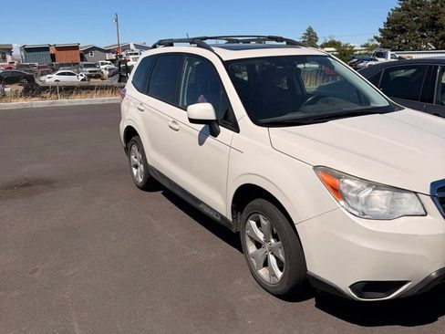 Used 2015 Subaru Forester 2.5i Premium w/ All-Weather Package AWD/4WD image 1