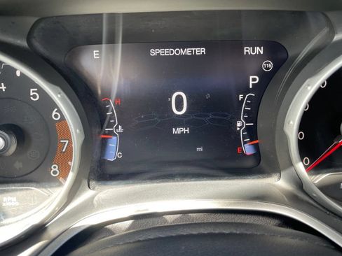 Used 2018 Jeep Compass Limited AWD/4WD image 16
