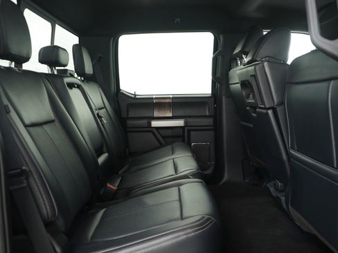 Used 2022 Ford F350 Lariat w/ Chrome Package image 14