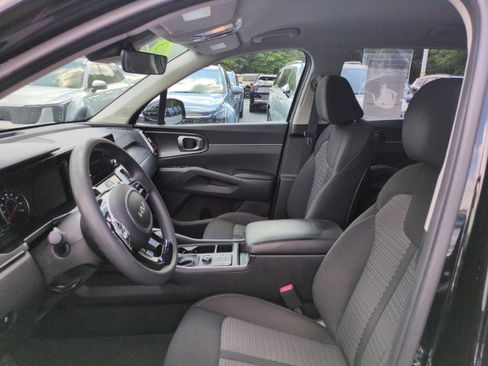 Certified 2023 Kia Sorento LX FWD image 14