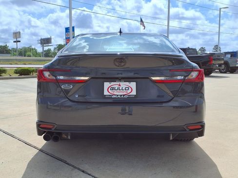 Certified 2025 Toyota Camry SE w/ Convenience Package image 6