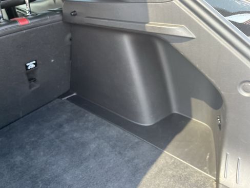 Used 2025 Chevrolet Trax RS FWD image 50