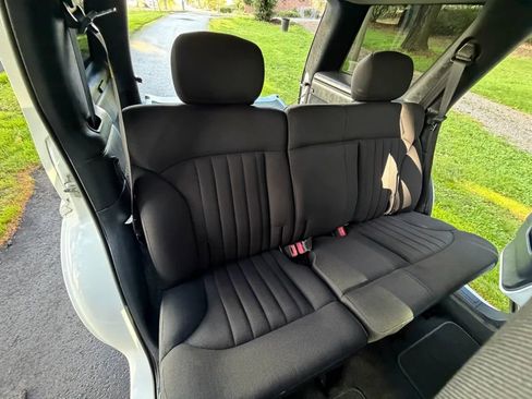 Used 2004 Chevrolet Blazer LS w/ Preferred Equipment Group image 30