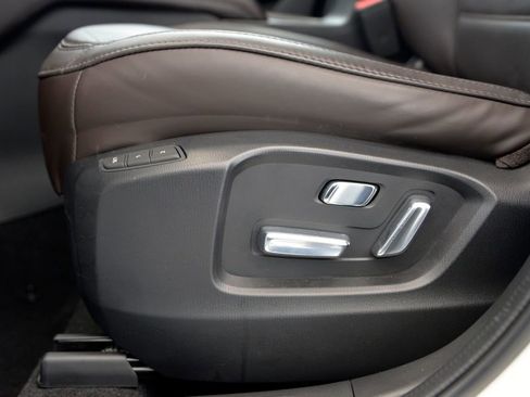 Certified 2023 MAZDA CX-5 Signature image 16