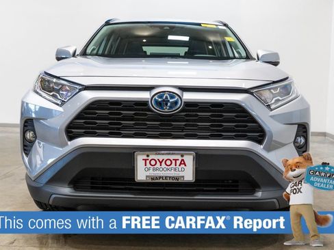 Used 2021 Toyota RAV4 XLE Premium AWD/4WD image 2