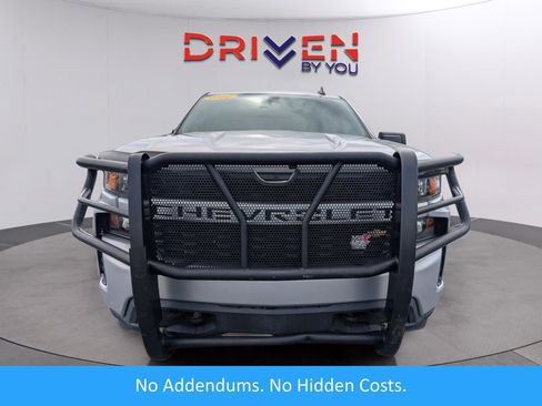 Used 2022 Chevrolet Silverado 1500 Custom image 1