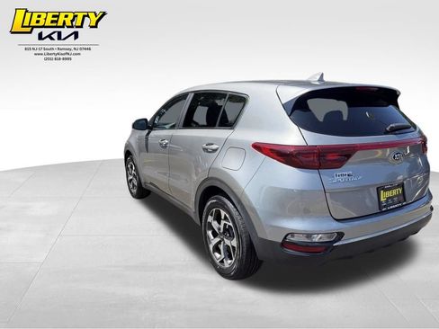 Used 2020 Kia Sportage LX AWD/4WD image 5
