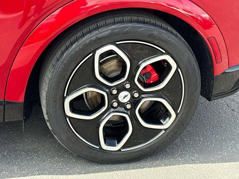 Certified 2023 Ford Mustang Mach-E GT image 30