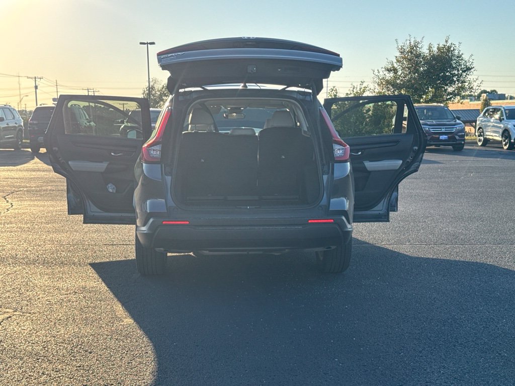 Used 2025 Honda CR-V EX-L image 13