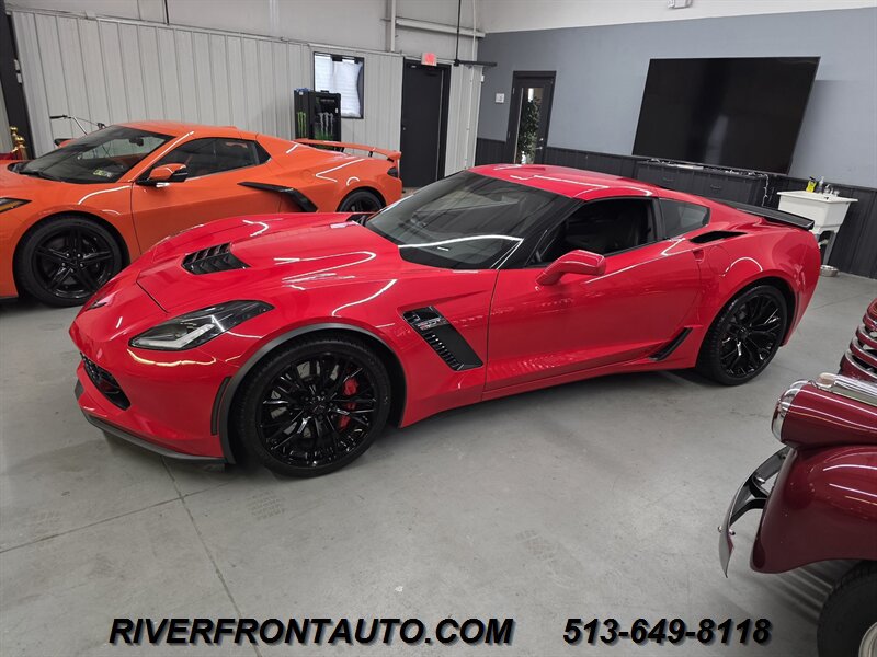 Used 2015 Chevrolet Corvette Z06 w/ 3LZ Preferred Equipment Group RWD image 5