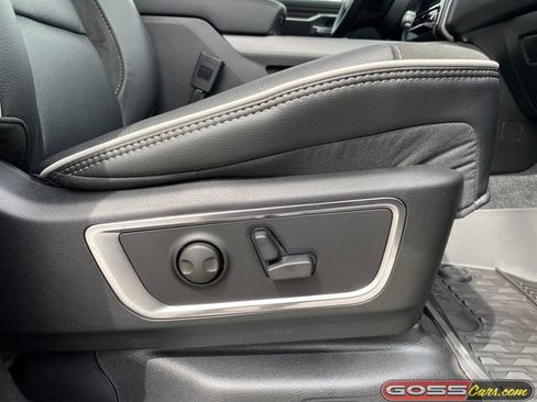 New 2026 RAM 1500 Laramie AWD/4WD image 7