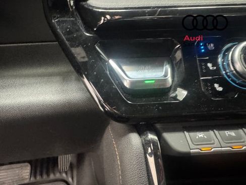 Used 2022 GMC Sierra 1500 AT4 w/ AT4 Premium Package AWD/4WD image 29