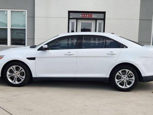 Used 2014 Ford Taurus SEL w/ Equipment Group 201A FWD image 3