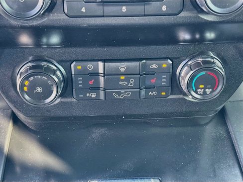Used 2020 Ford F150 XLT w/ Equipment Group 302A Luxury AWD/4WD image 16
