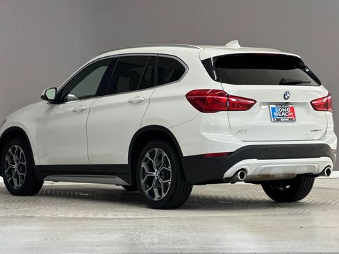 Used 2021 BMW X1 sDrive28i w/ Convenience Package FWD image 3