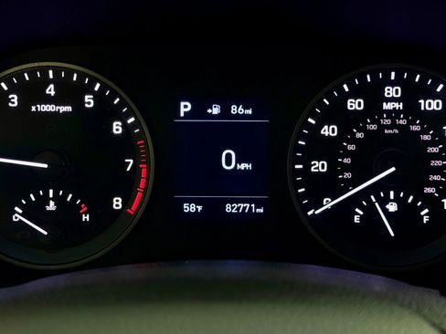 Used 2019 Hyundai Tucson SE image 15