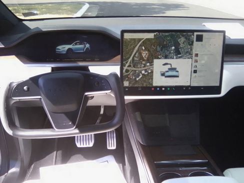 Used 2022 Tesla Model X AWD/4WD image 9