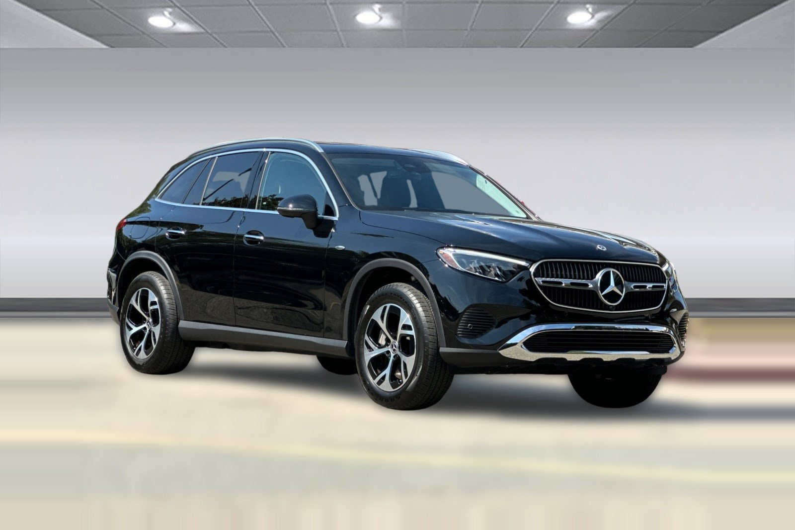 Certified 2025 Mercedes-Benz GLC 350e 4MATIC image 7