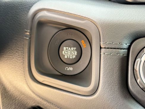 New 2026 Jeep Gladiator Sport AWD/4WD image 25