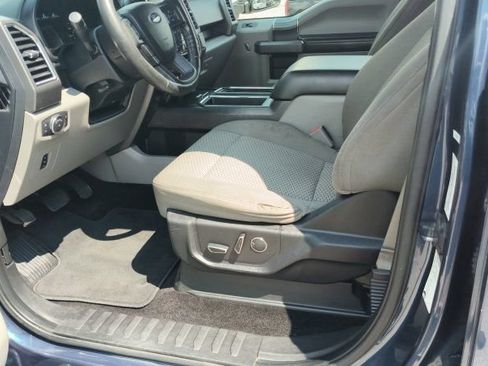 Used 2017 Ford F150 XLT w/ Equipment Group 302A Luxury AWD/4WD image 9