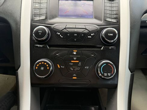 Used 2015 Ford Fusion S FWD image 20