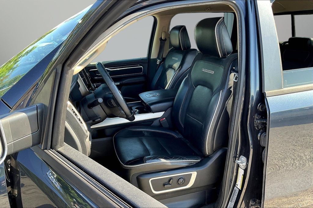 Used 2019 RAM 1500 Laramie AWD/4WD image 20